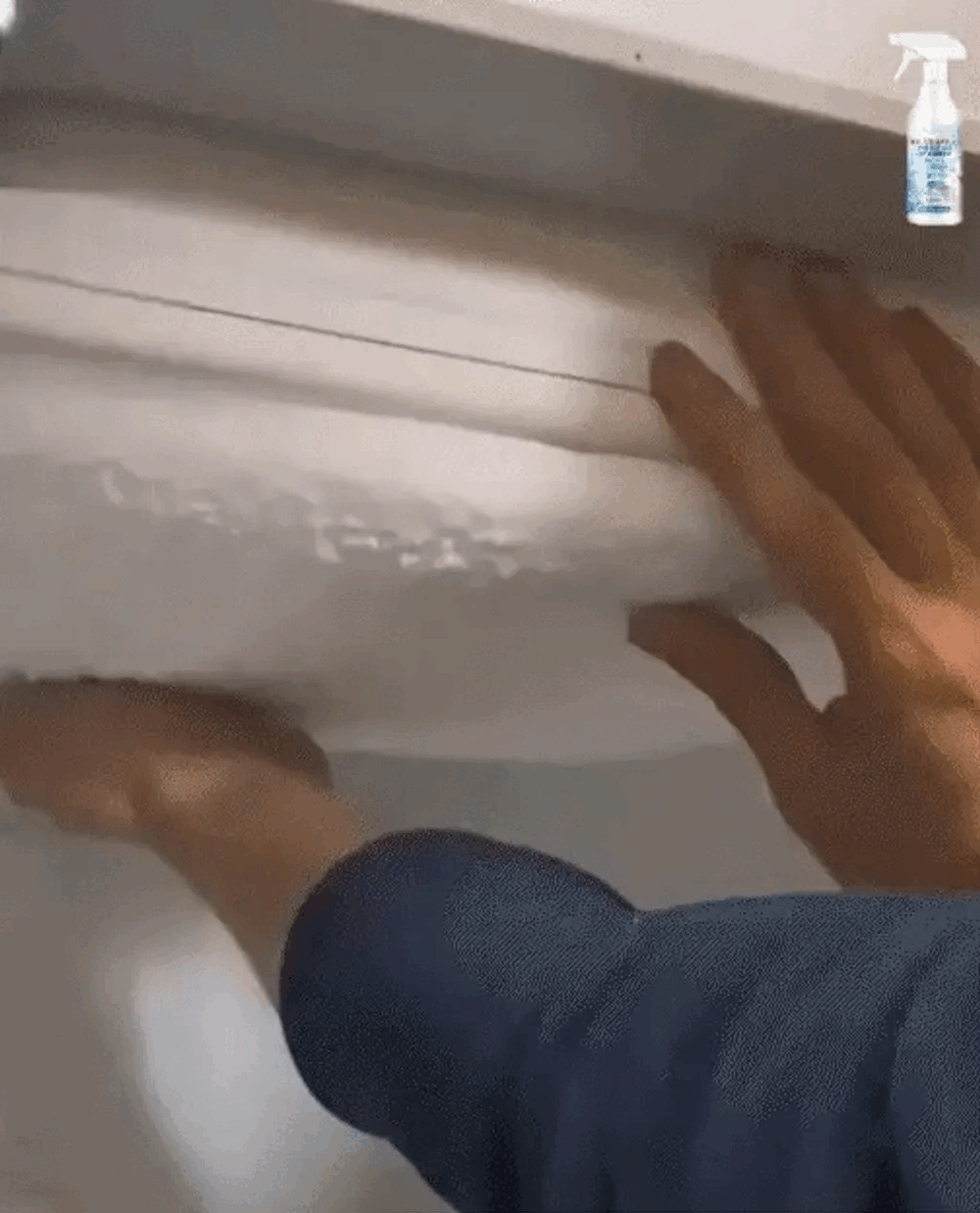 🔥New Year Sale 49% OFF🧊Fridge Freezer Defrosting Spray